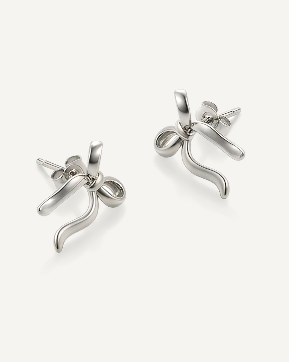 Charming Bow Earrings