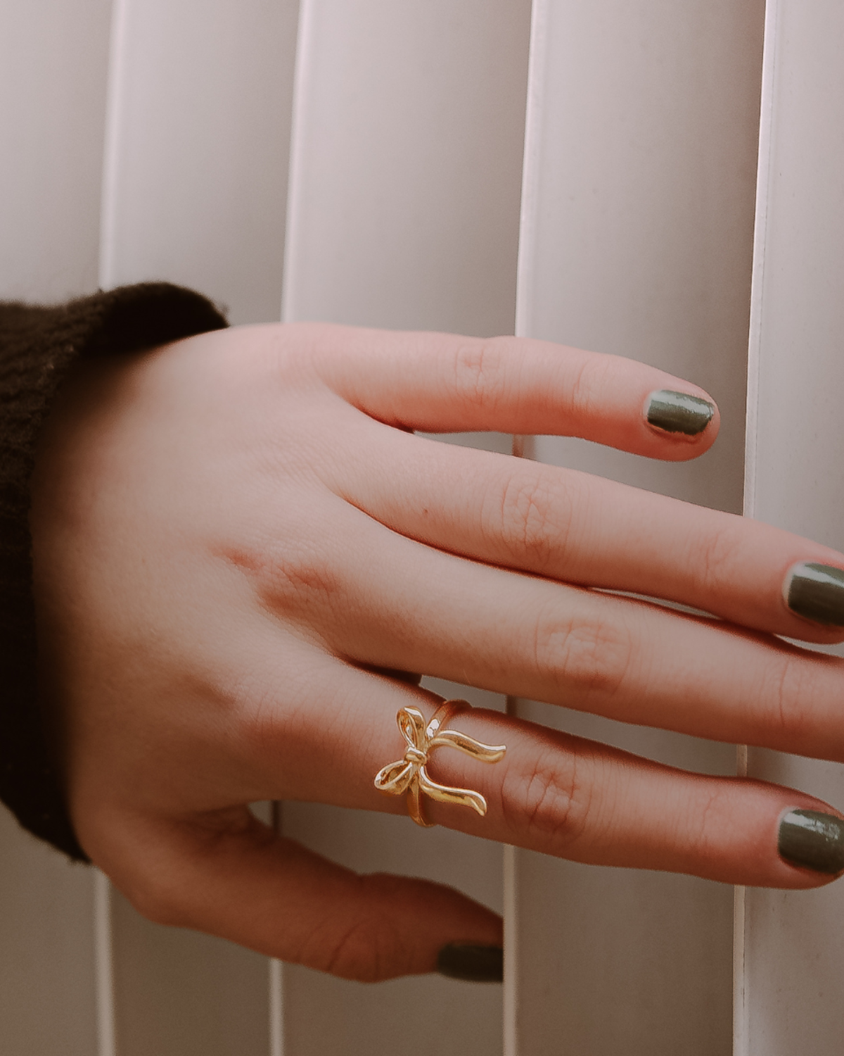 Charming Bow Ring