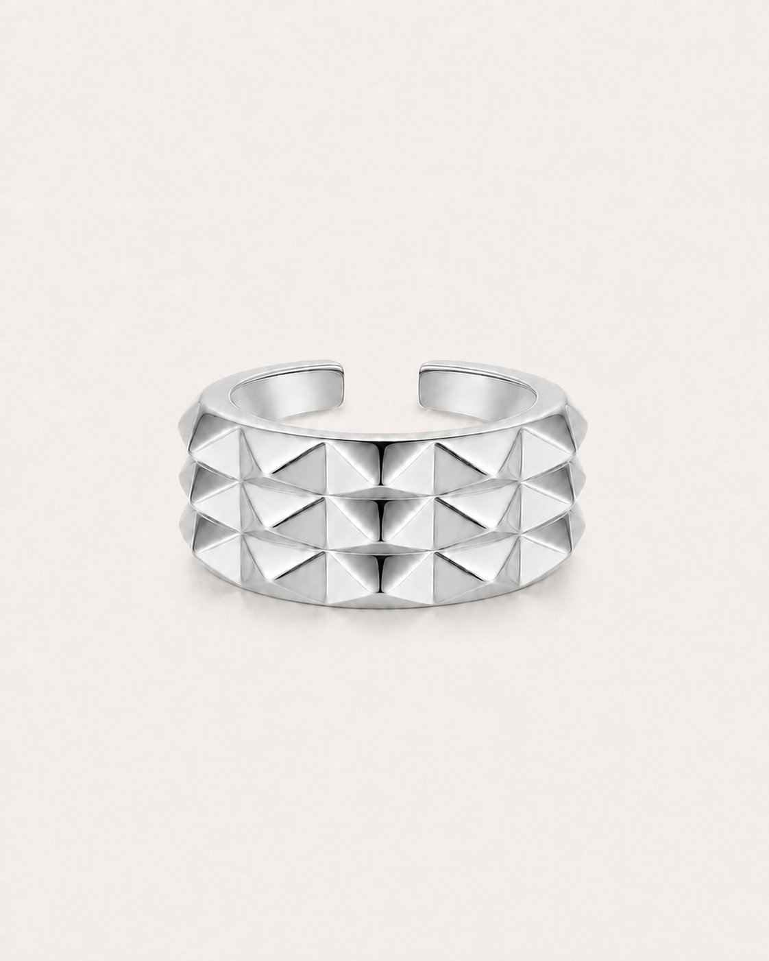 Pyramid Triple Ring