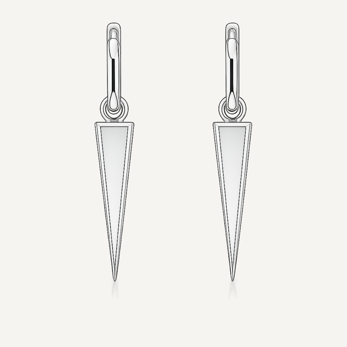 Örhängen med spikkant