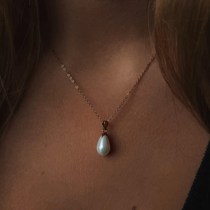 Pearl Fang Drop Necklace