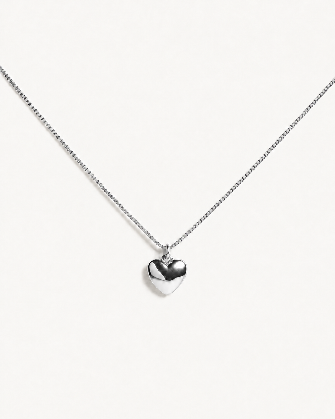 Heart Glow Necklace