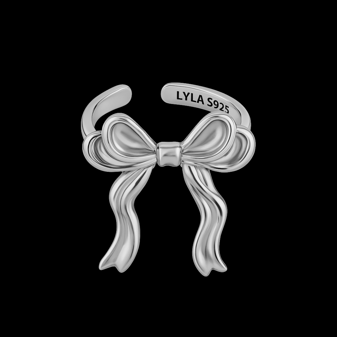 Charming Bow Ring